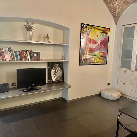 Feel - Luxury Duomo Suite Бергамо Экстерьер фото