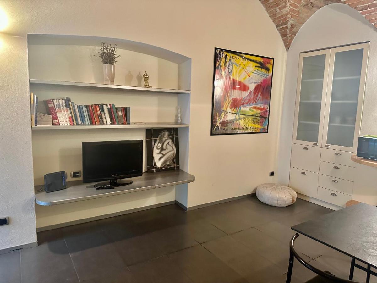 Feel - Luxury Duomo Suite Бергамо Экстерьер фото